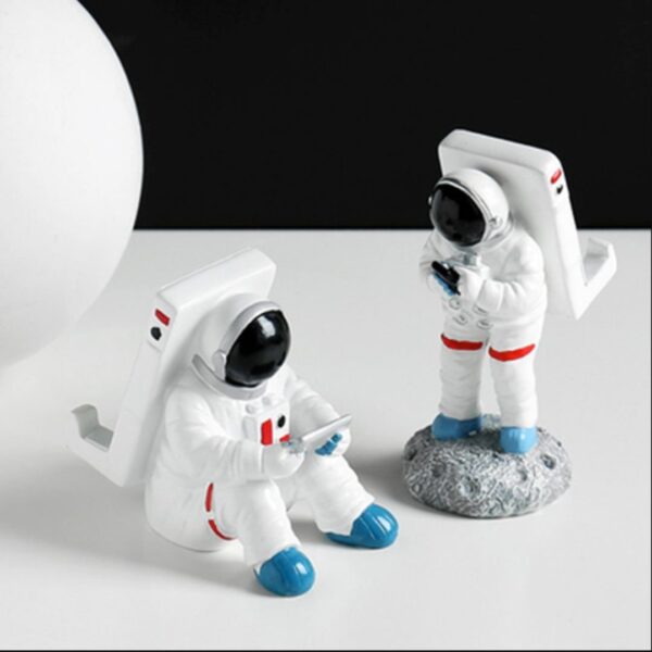 Geekmonkey Astronaut Mobile Stand |  Best Space Gifts for the Astronomy Nerd - Image 8