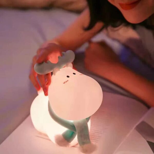 Smart Reindeer Touch Lamp | USB Chargeable Color Changing Elk Lamp - Image 3