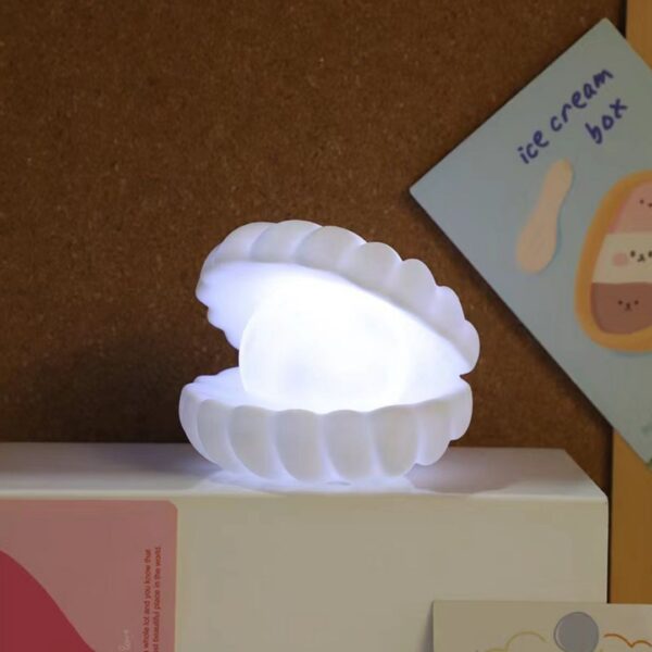 Pearl in Oyster Night Light | Battery Operated Bedside Lamp - Image 2