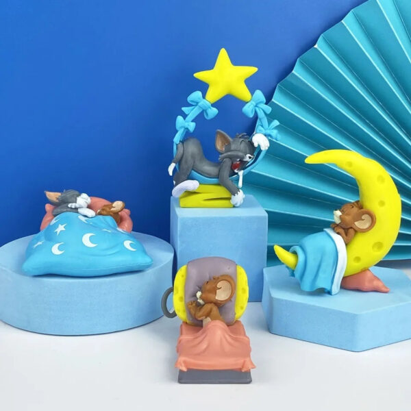 Sleeping Tom and Jerry Action Figure - Image 4